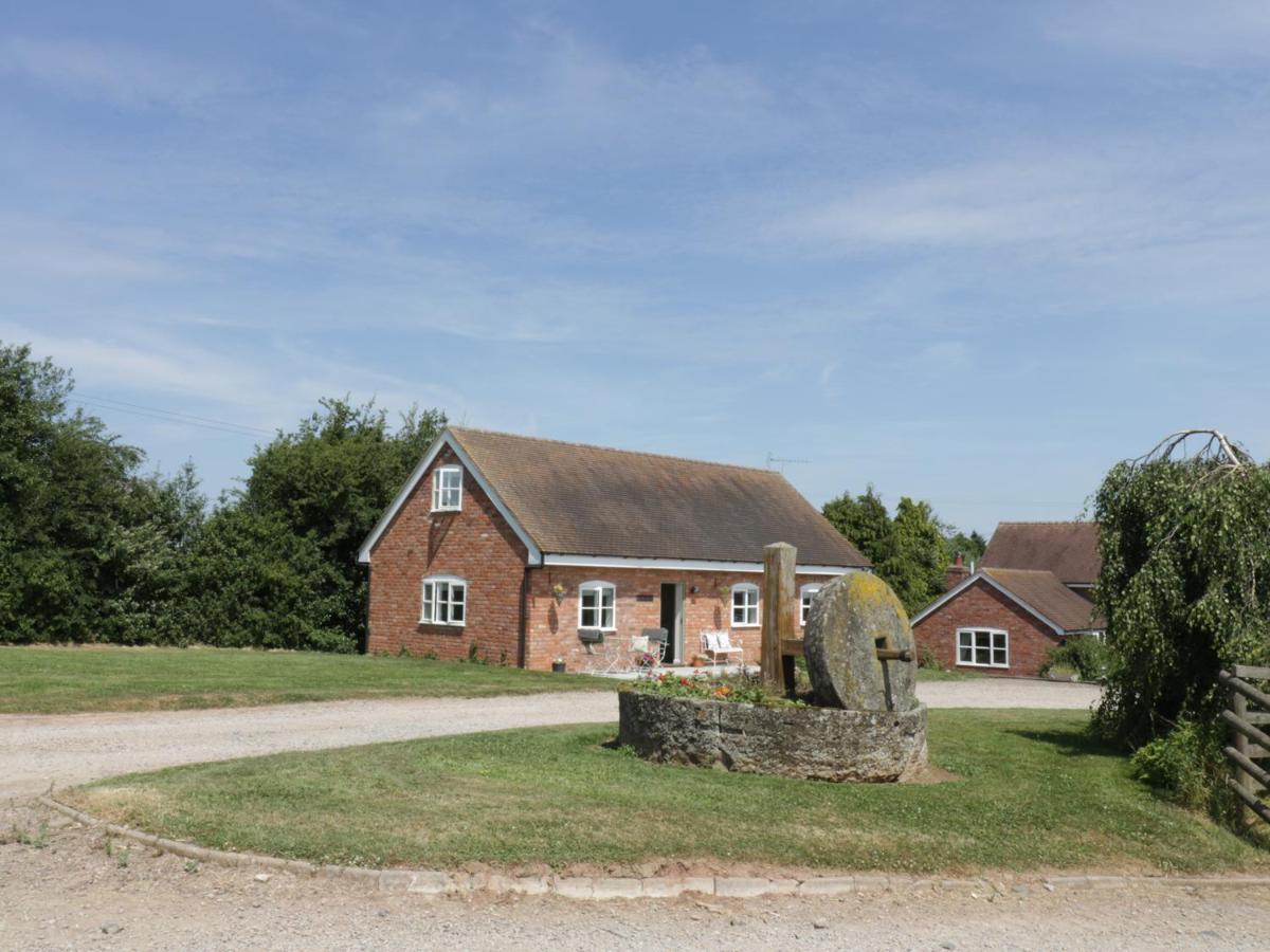 The Hen House Villa Bromyard Exterior photo